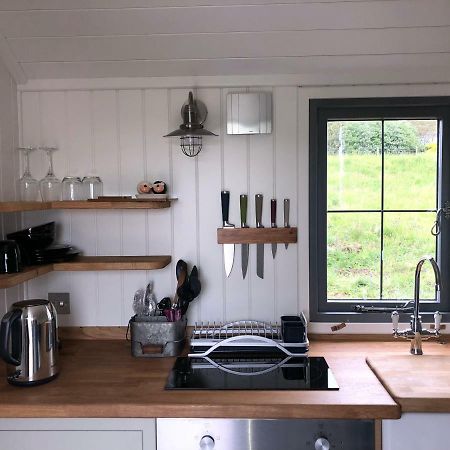 Villa The Shepherds Hut à Lonmore Extérieur photo