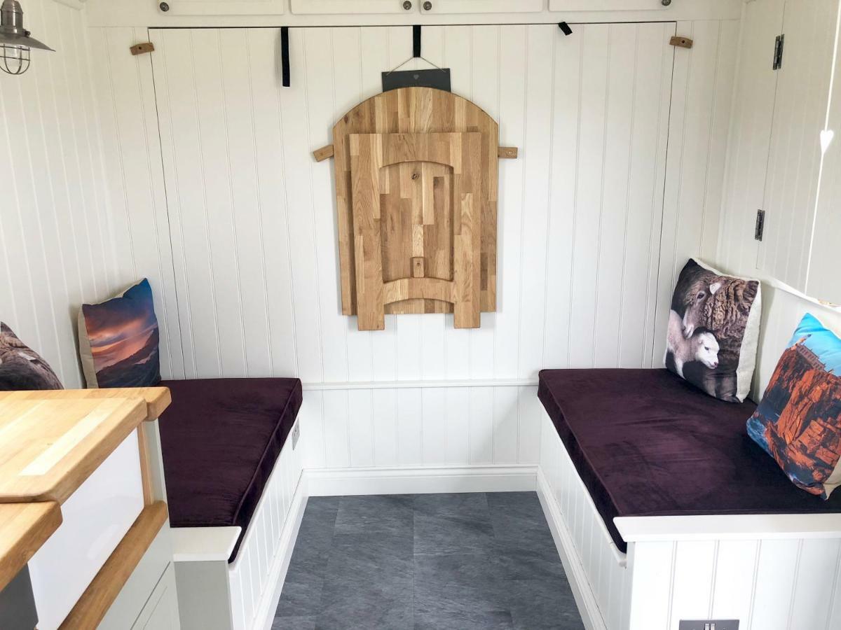 Villa The Shepherds Hut à Lonmore Extérieur photo